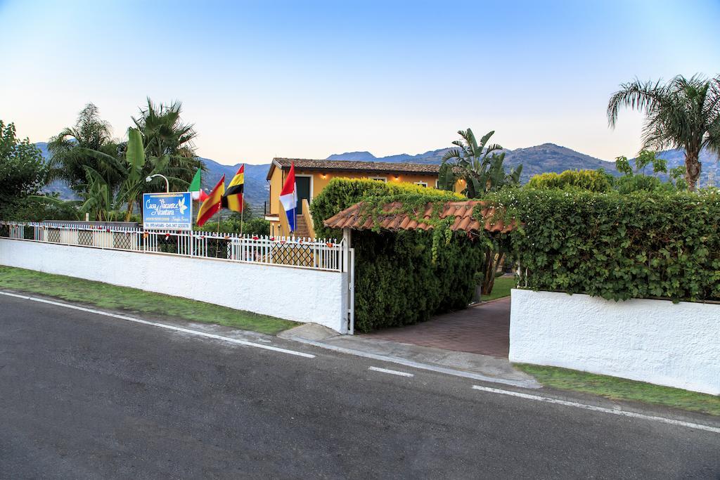 Casa Vacanze Alcantara Gaggi Ngoại thất bức ảnh