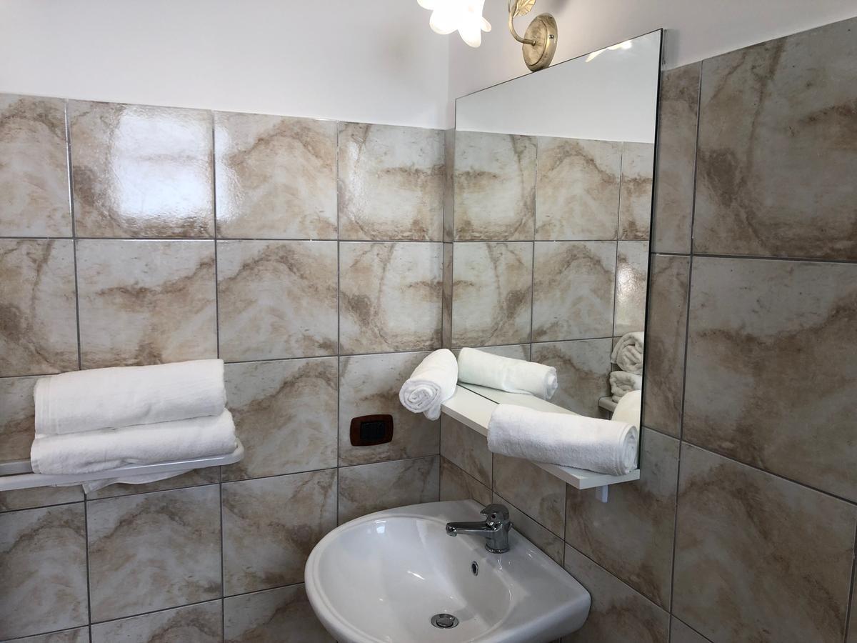 Casa Vacanze Alcantara Gaggi Ngoại thất bức ảnh