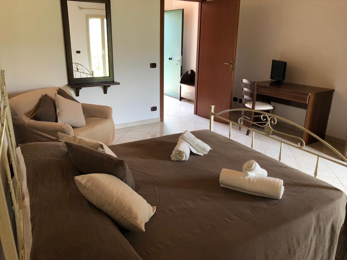 Casa Vacanze Alcantara Gaggi Ngoại thất bức ảnh