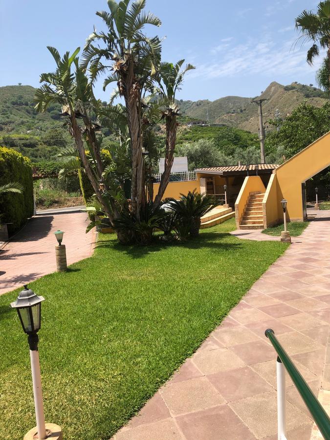 Casa Vacanze Alcantara Gaggi Ngoại thất bức ảnh